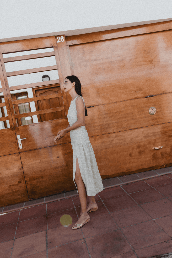 BRUNA - OPEN BACK MIDI DRESS - CROSSED LINES KHAKI