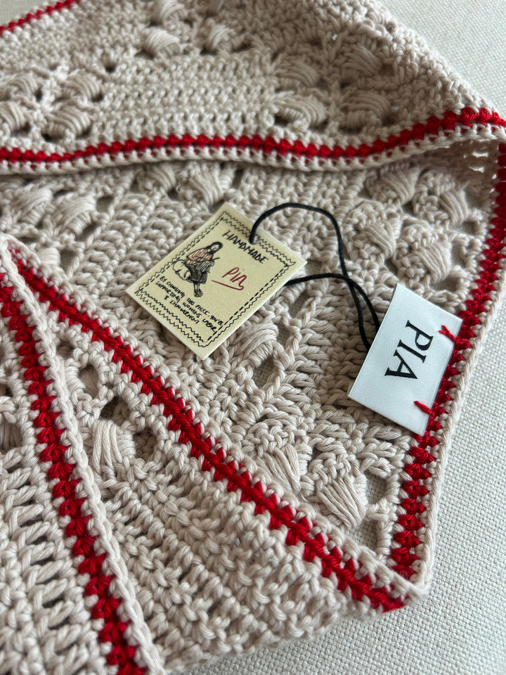 RAVENNA - TRIANGLE KNIT SCARF - ECRU