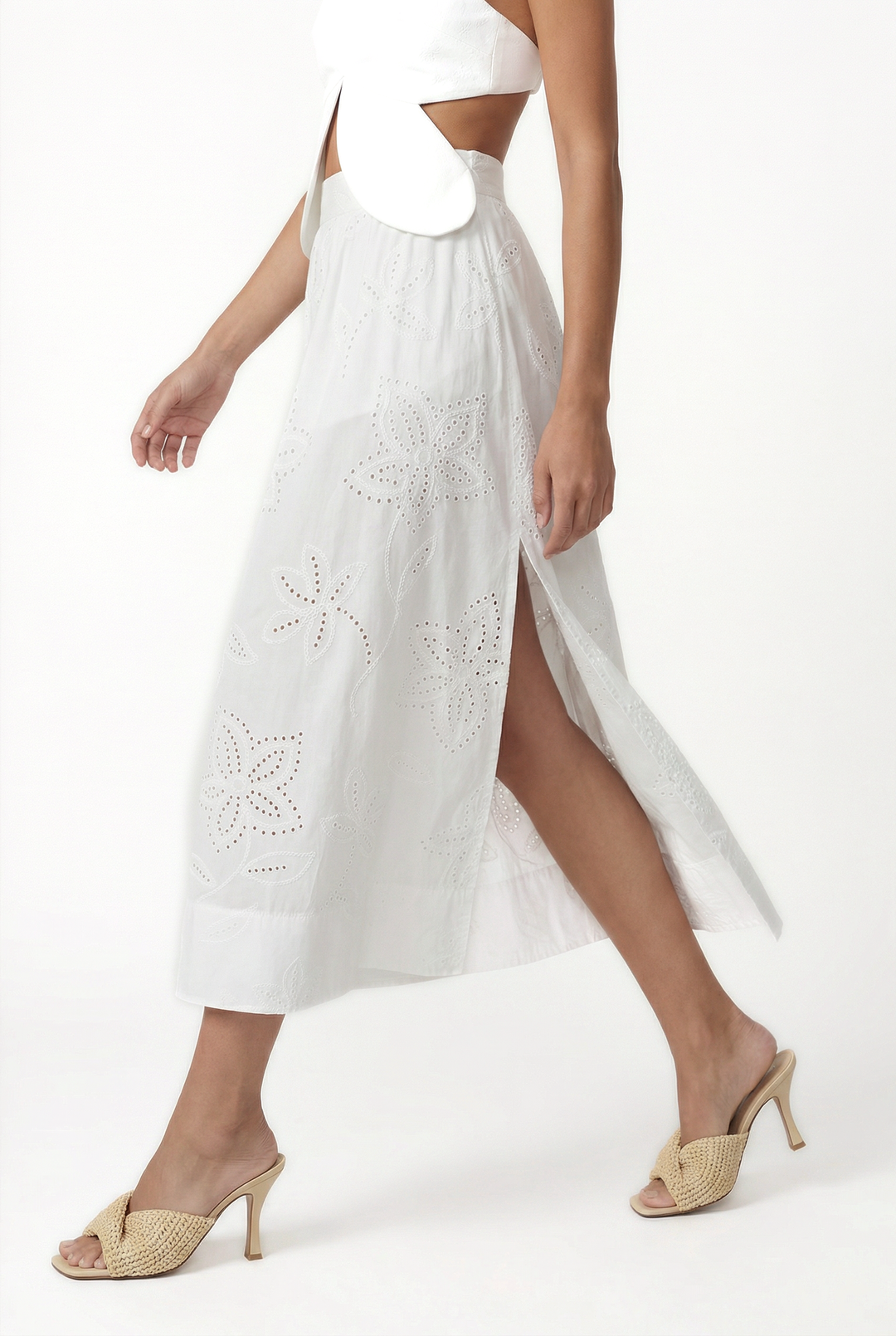LACY SICILY - EMBROIDERY PRINT FABRIC A-LINE PLEATED MIDI SKIRT - OFF WHITE