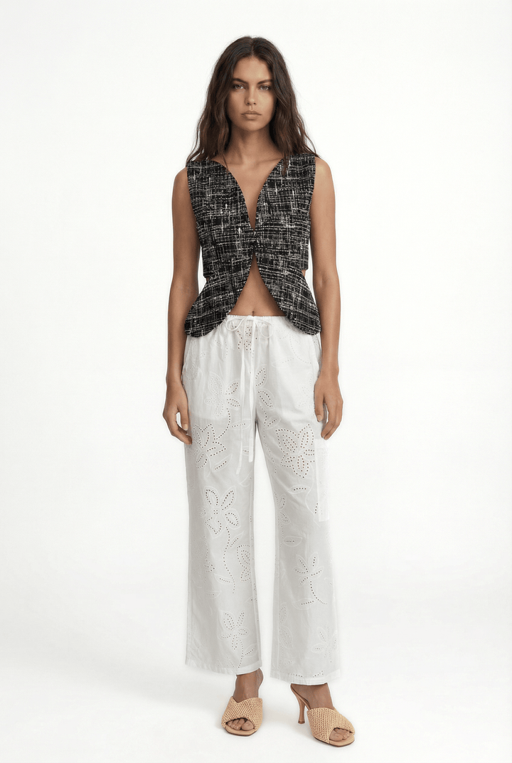 CORFU - EMBROIDERY PRINT FABRIC DRAWSTRING WAIST ANKLE PANTS WIYH POCKETS - OFF WHITE