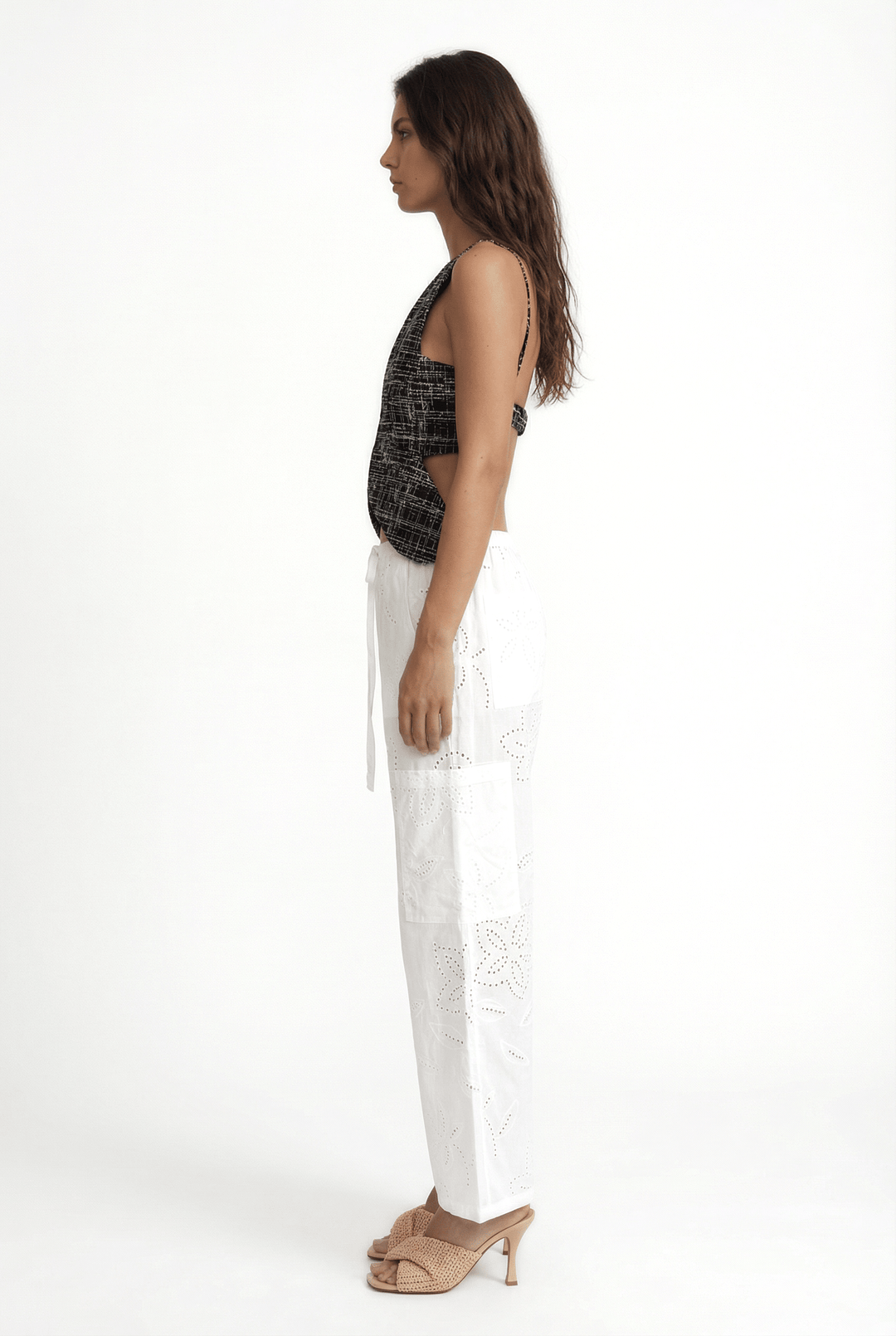 CORFU - EMBROIDERY PRINT FABRIC DRAWSTRING WAIST ANKLE PANTS WIYH POCKETS - OFF WHITE