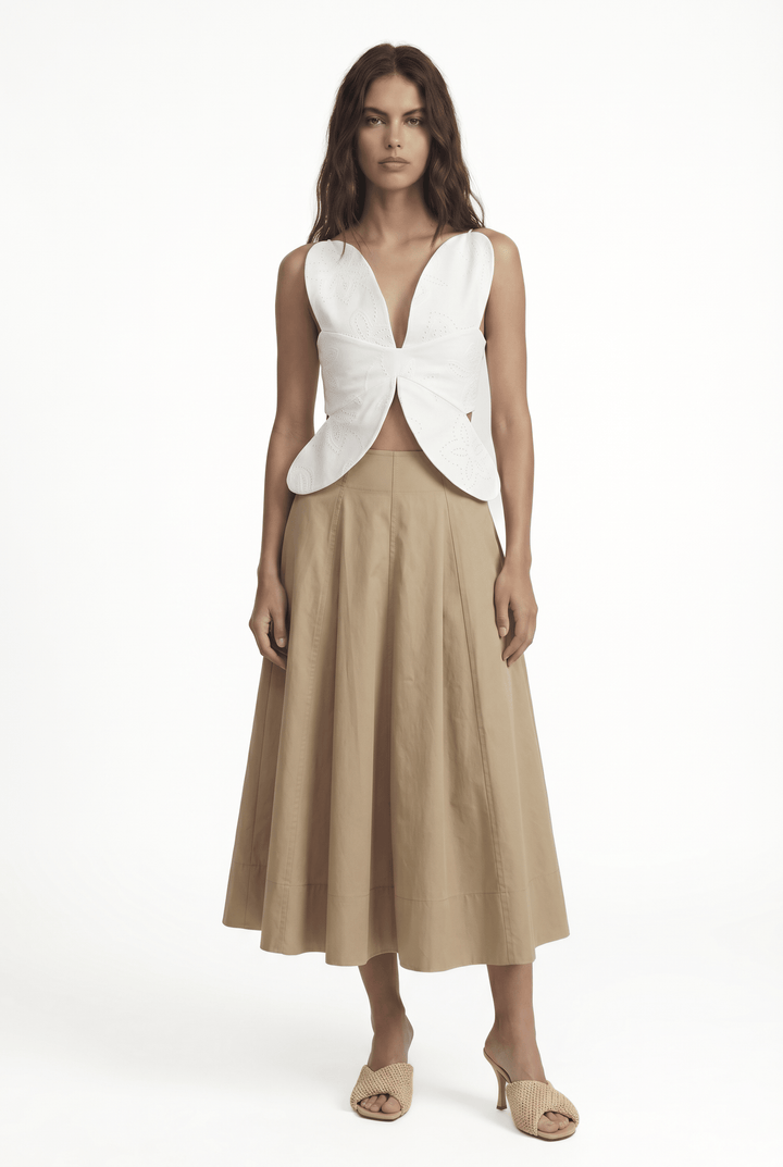 LACY DAISY - EMBROIDERY PRINT FABRIC ICONIC FLORAL SHAPE CUTOUT TOP - OFF WHITE