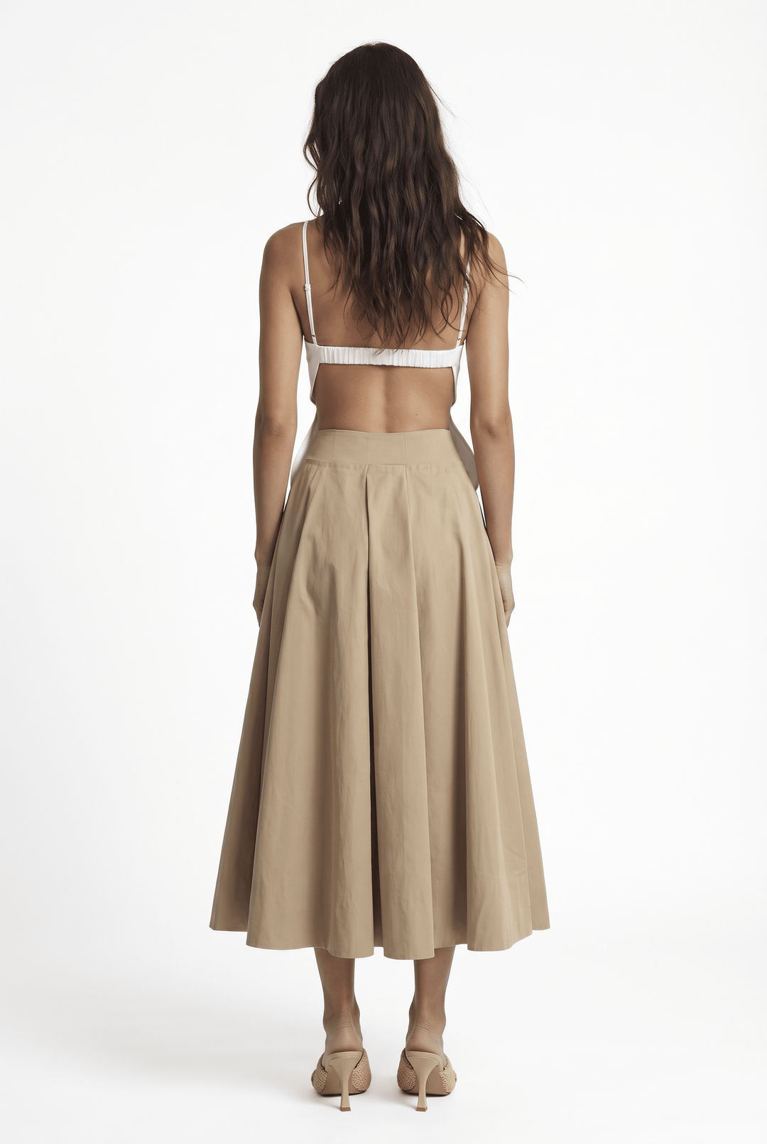 LACY DAISY - EMBROIDERY PRINT FABRIC ICONIC FLORAL SHAPE CUTOUT TOP - OFF WHITE