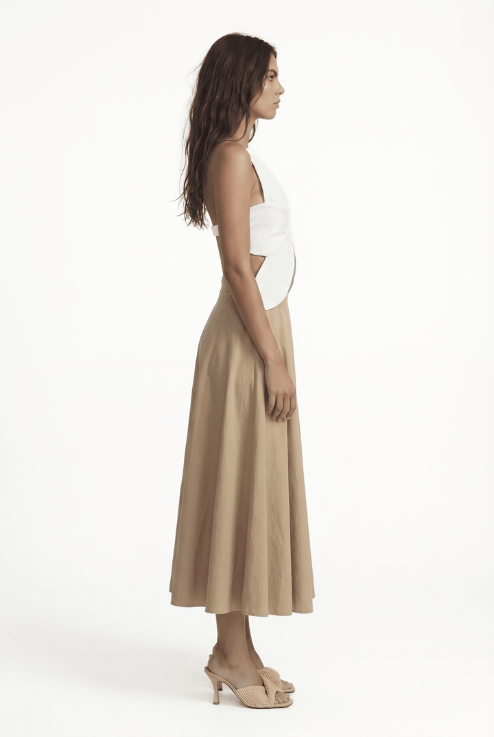 LACY DAISY - EMBROIDERY PRINT FABRIC ICONIC FLORAL SHAPE CUTOUT TOP - OFF WHITE