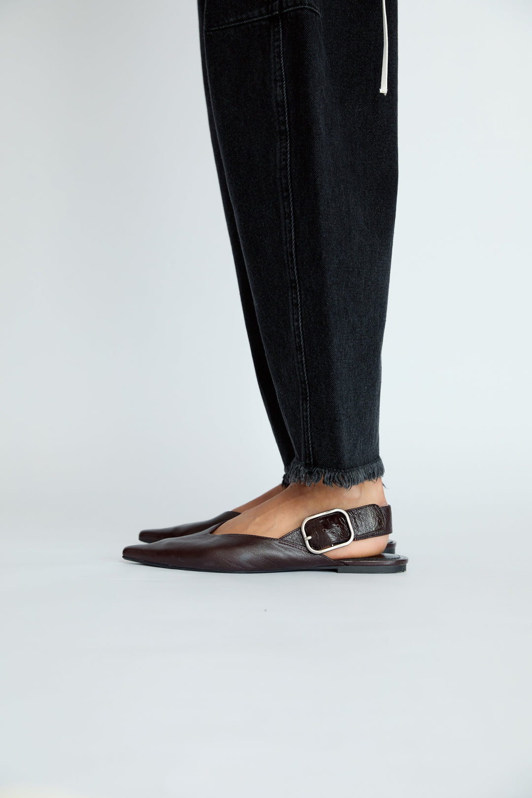 COCO - CURVED TAPERED JEAN - ANTHRACITE WASH DENIM