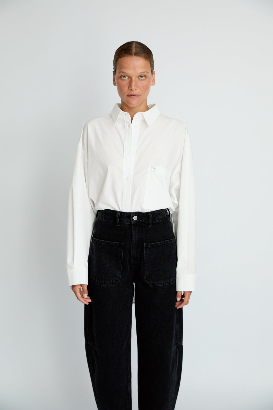 COCO - CURVED TAPERED JEAN - ANTHRACITE WASH DENIM
