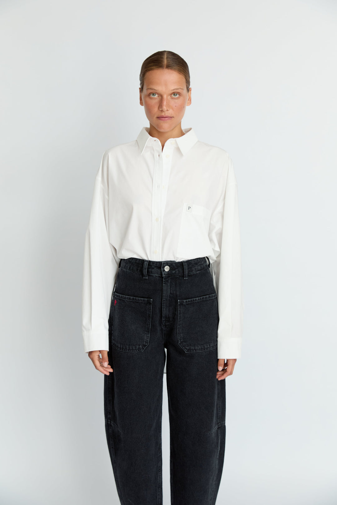 COCO - CURVED TAPERED JEAN - ANTHRACITE WASH DENIM