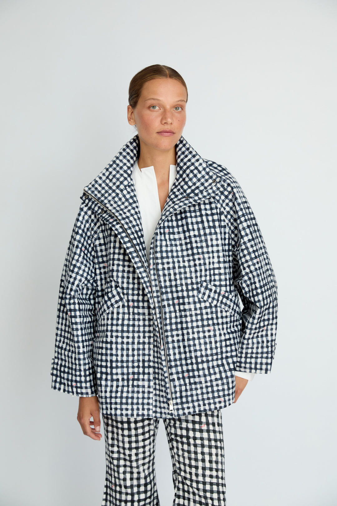 MONICA - OVERSIZED STAND COLLAR RAINCOAT - BLACK PLAID
