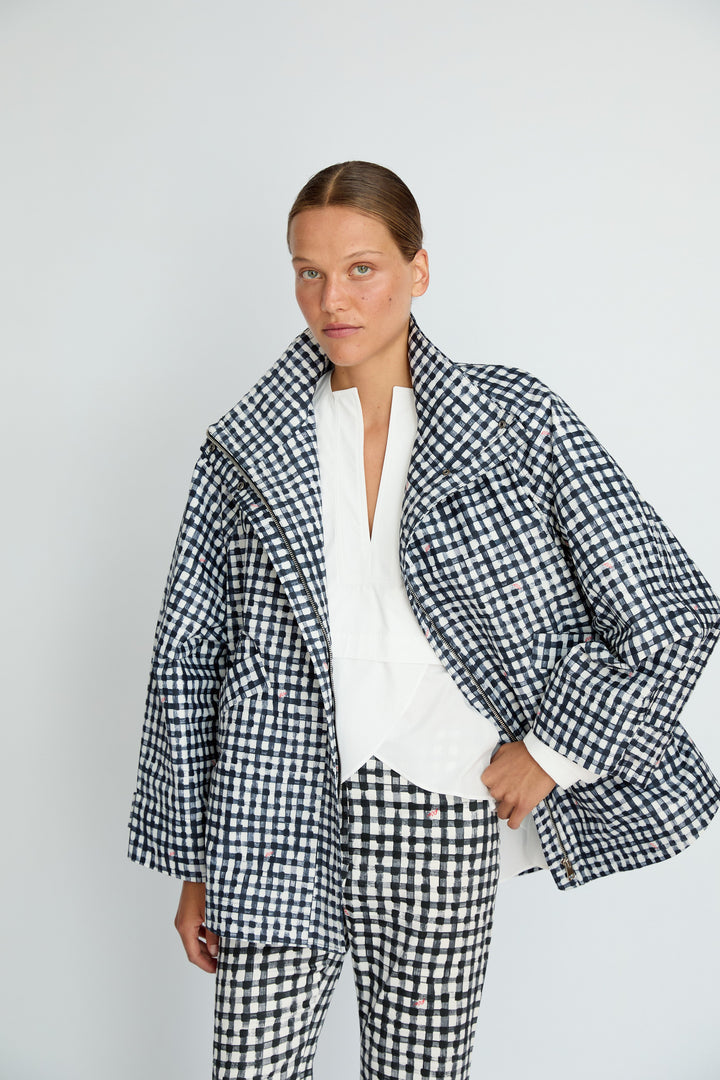 MONICA - OVERSIZED STAND COLLAR RAINCOAT - BLACK PLAID