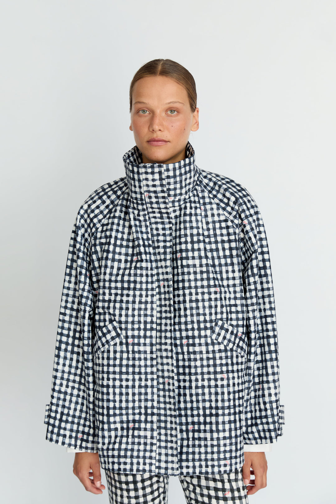 MONICA - OVERSIZED STAND COLLAR RAINCOAT - BLACK PLAID