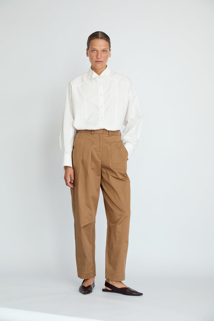 DENY - PLEAT & DART DETAIL PANTS - BEIGE