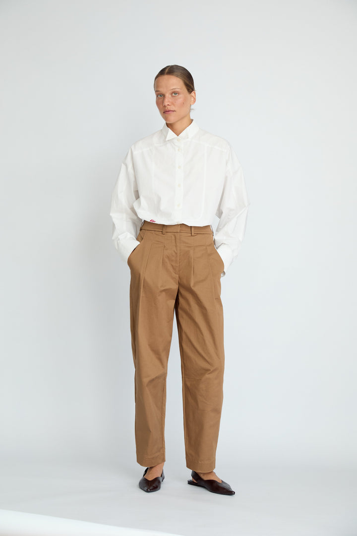 DENY - PLEAT & DART DETAIL PANTS - BEIGE