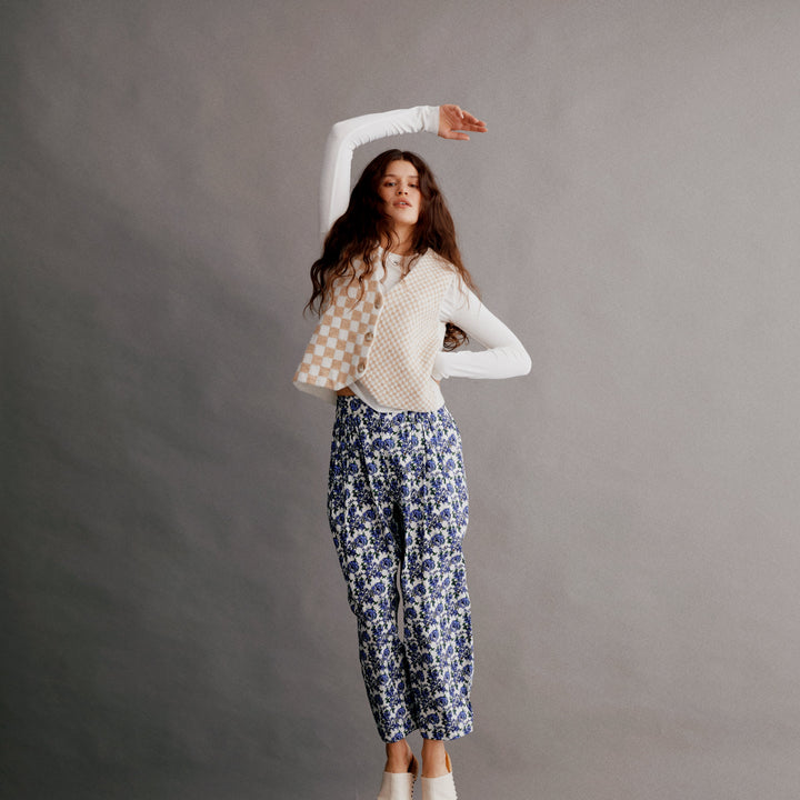 Olaf - Ecru Tapered Pants With Sophisticated Print