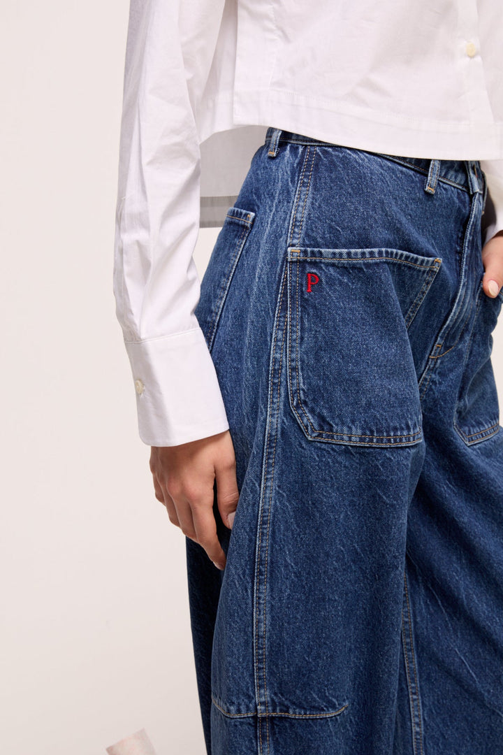 COCO - CURVED TAPARED JEAN - MID BLUE WASH DENIM