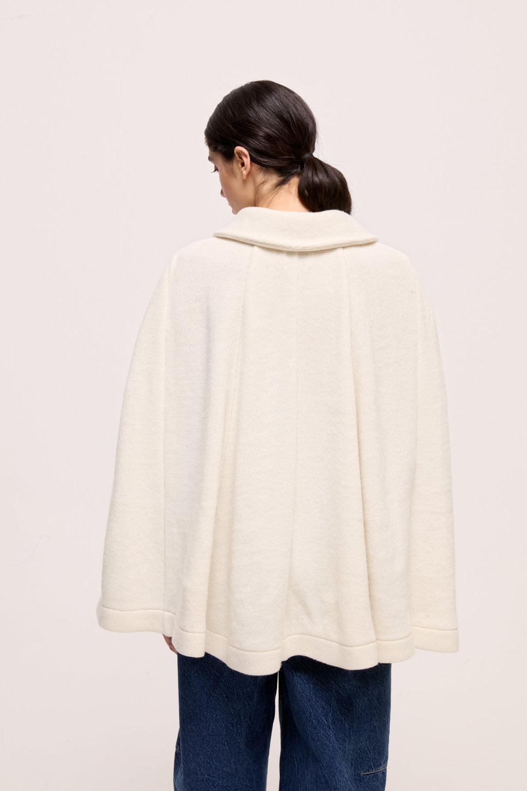 ANDRES - KNIT PONCHO WITH COLLAR - ECRU